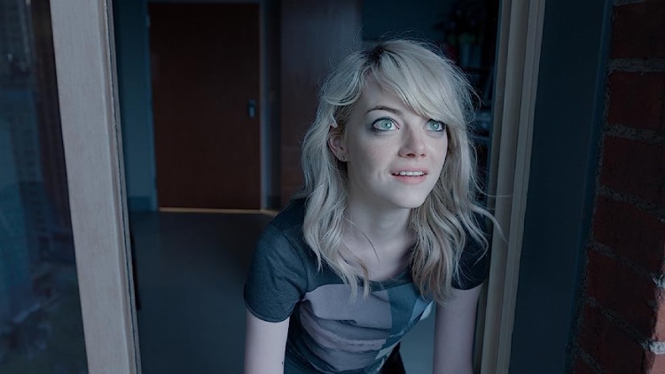 Emma Stone as Sam in the movie Birdman, displaying a horrified expression.